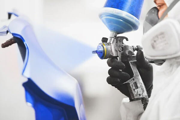 نحوه استفاده صحیح از اسپری رنگ موتورسیکلت